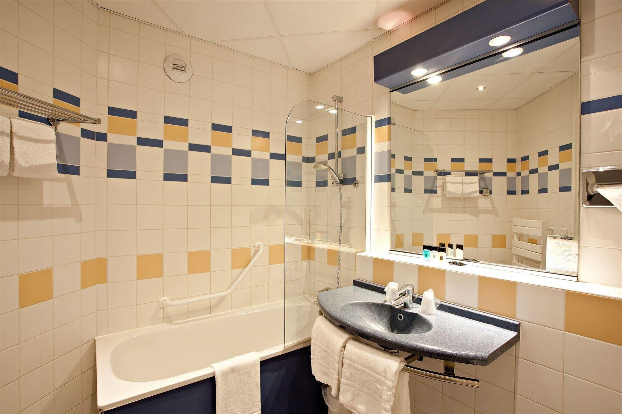 Hotel Thalazur - & Ouistreham